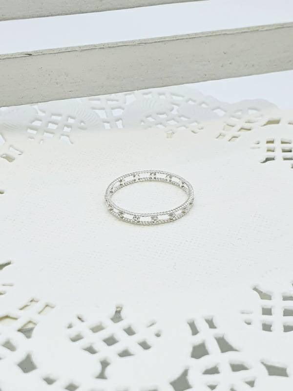 Sterling Silver Openwork Band Ring with Beaded Detail | Minimalist Style - find pick korea
