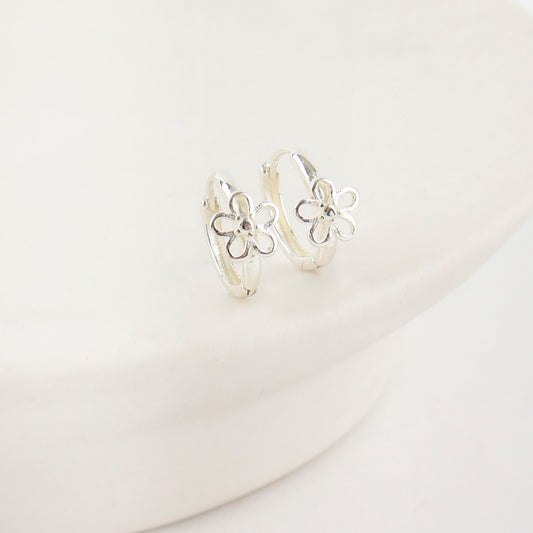 floral earrings