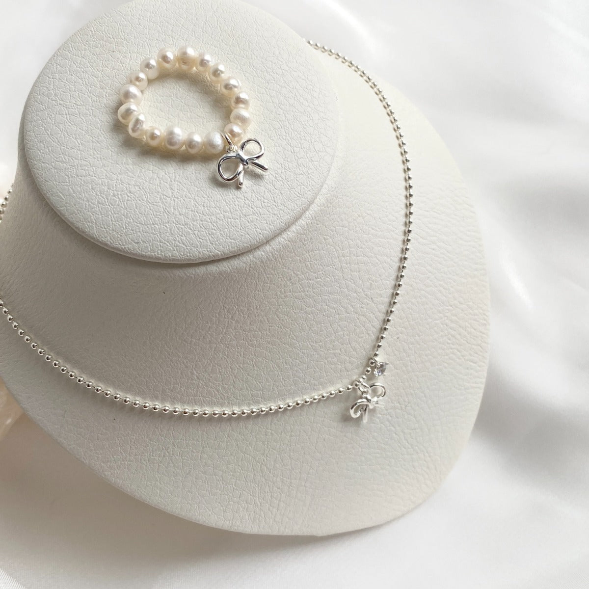 Sterling Silver Bow Necklace - Fashion Jewelry for Women - find pick korea