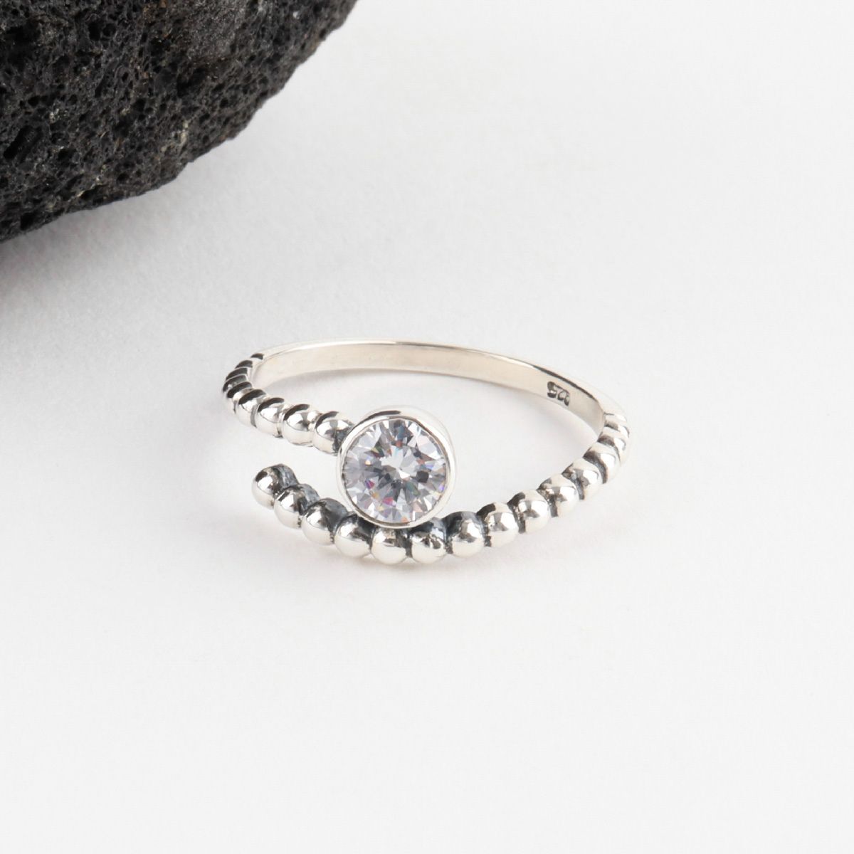 Sterling Silver Cubic Zirconia ring | Beaded style - find pick korea