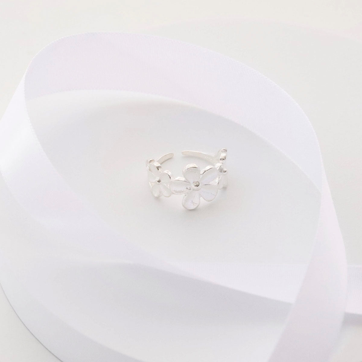 Sterling silver Floral ring - adjustable style - find pick korea